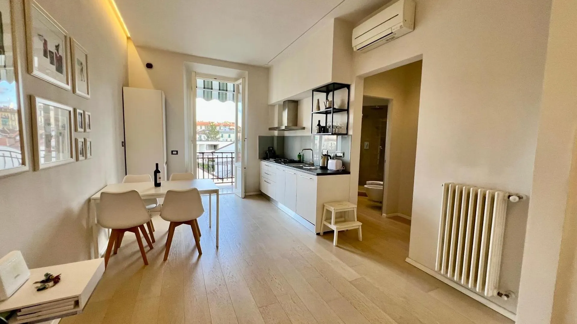Modern Florence Apartment